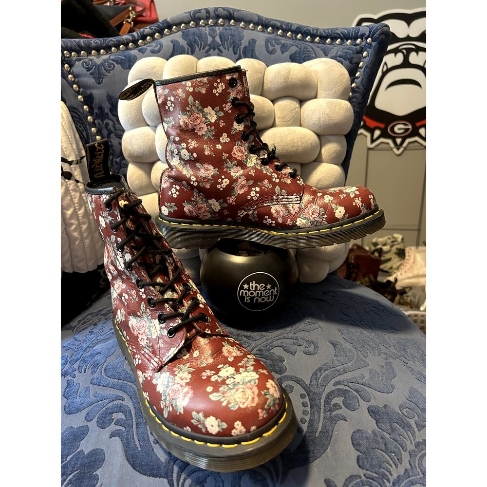 Dr Martens 1460 Burgundy Floral size 8/EU 39